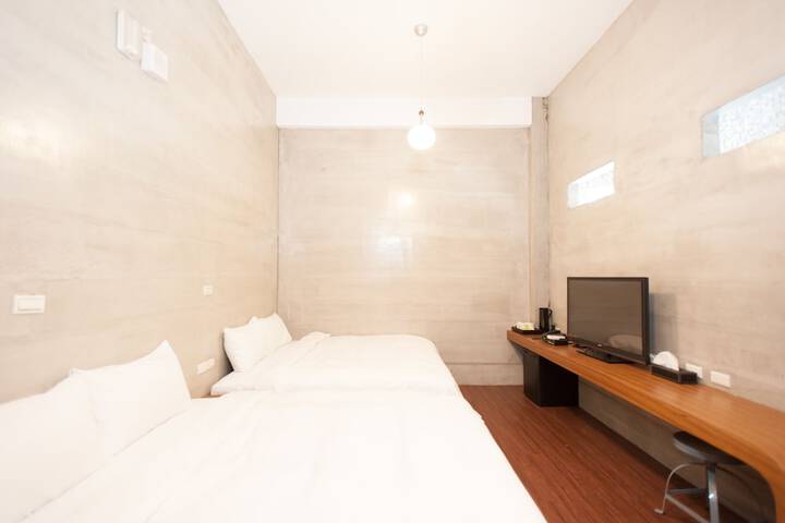 Room 22 of 56