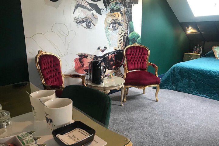 Room 14 of 131