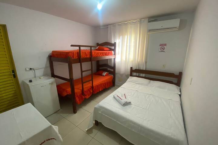 Room 7 of 16