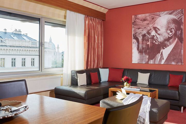 Room 40 of 57