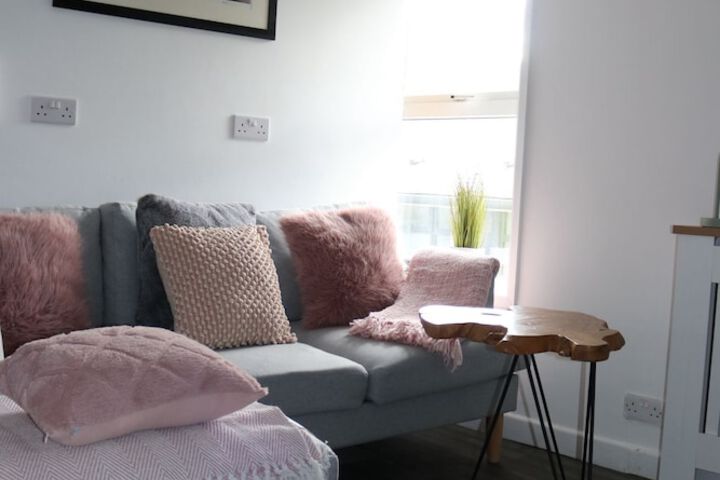 Room 15 of 28
