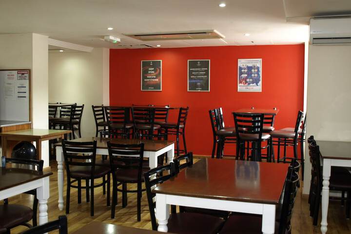 Lounge 168 of 236