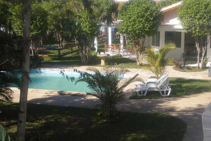 Pool 10 of 43