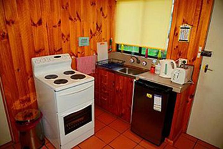 Room 11 of 13
