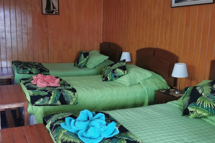 Room 12 of 48