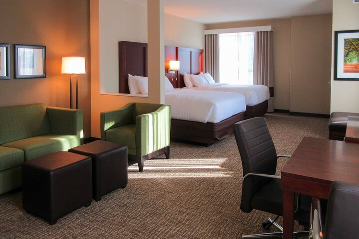 Room 7 of 25