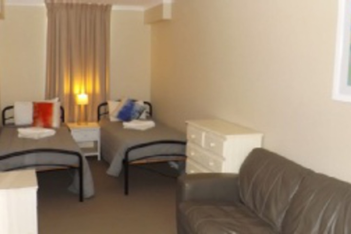 Room 212 of 276