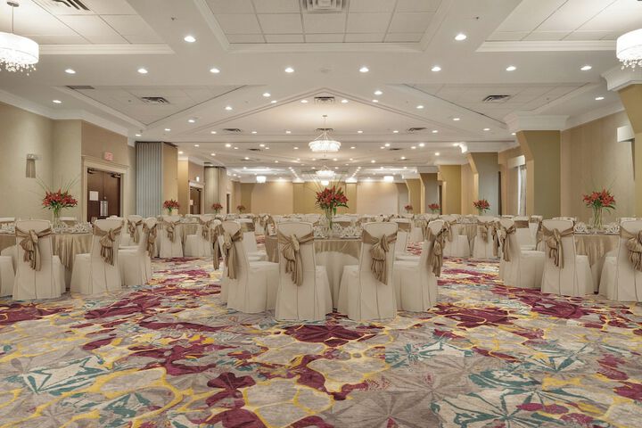 Ballroom/Hall 45 of 67