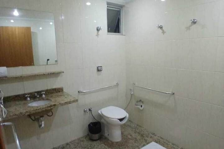 Room 42 of 119
