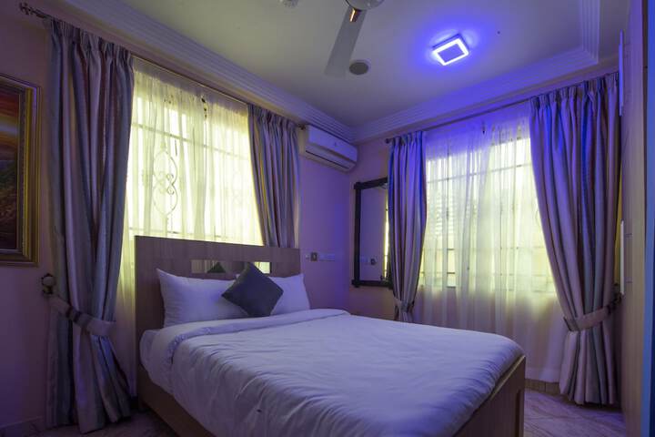 Room 19 of 130