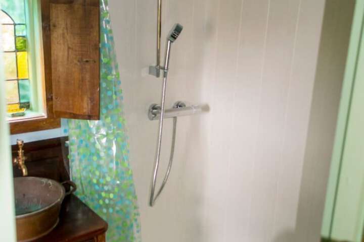 Room 123 of 178