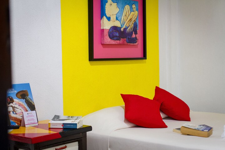 Room 15 of 80
