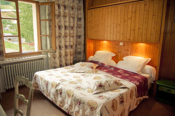 Room 8 of 71