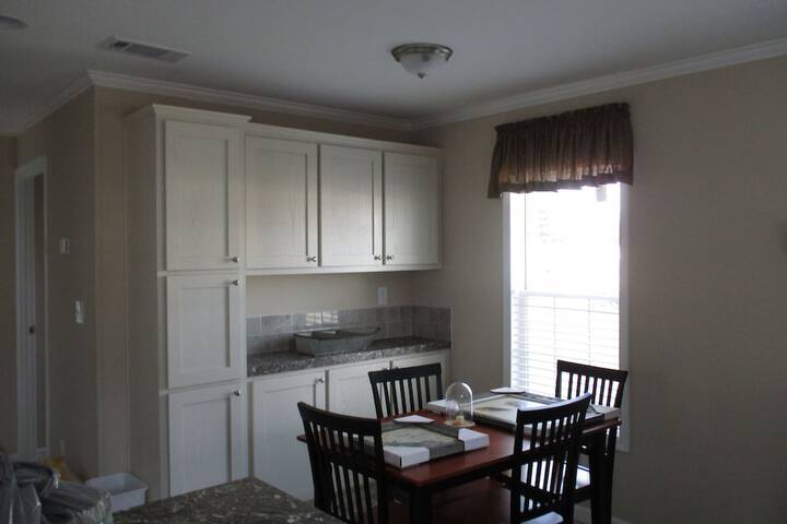 Room 6 of 20