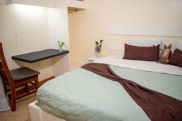 Room 7 of 24