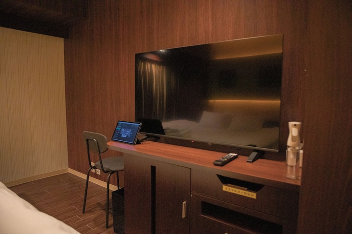 Room 130 of 257