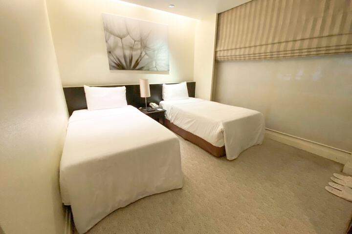 Room 20 of 131