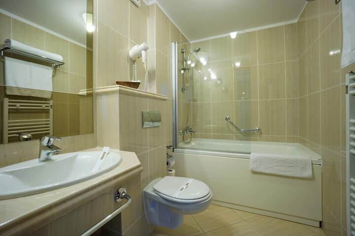 Bath Interior