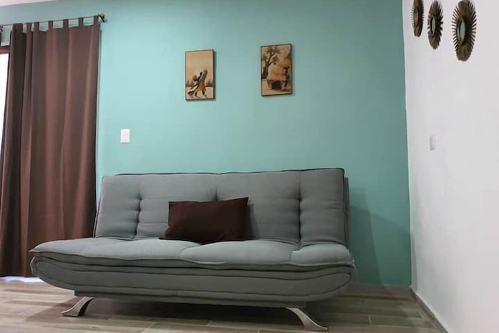 Room 21 of 83