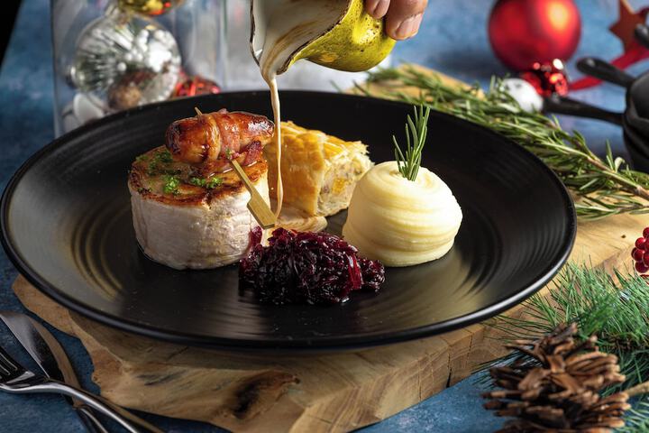 Dining 211 of 347