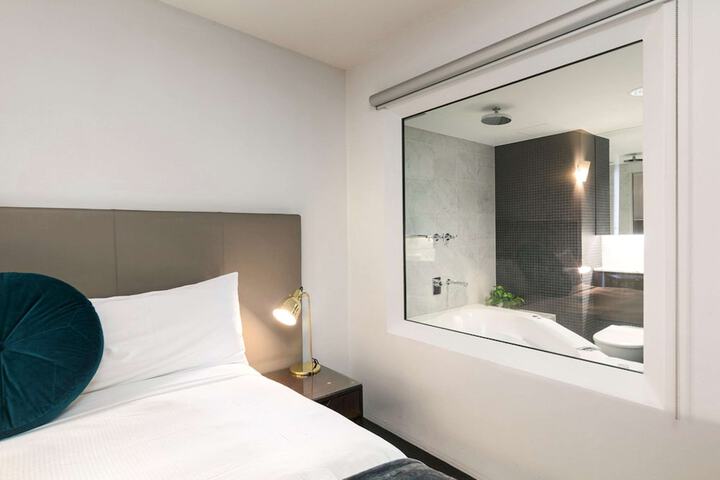 Room 16 of 24