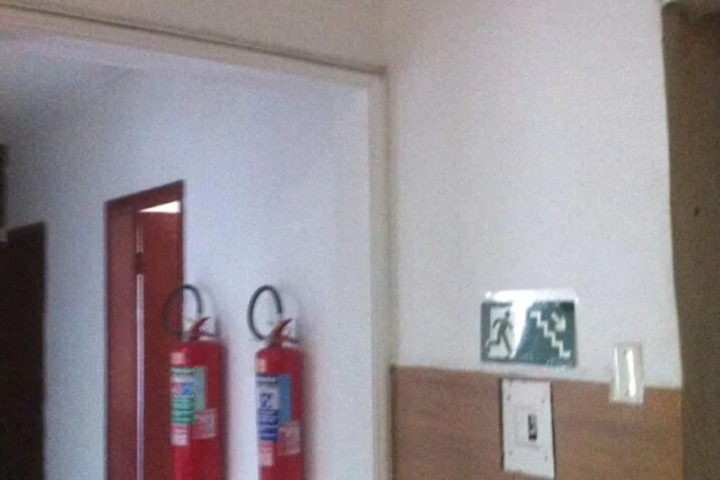 Room 17 of 25