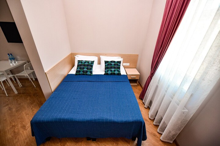 Room 48 of 151