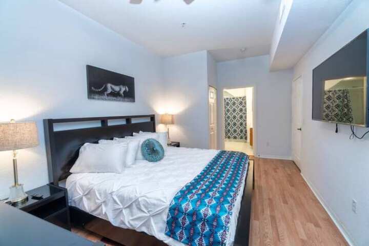 Room 4 of 42