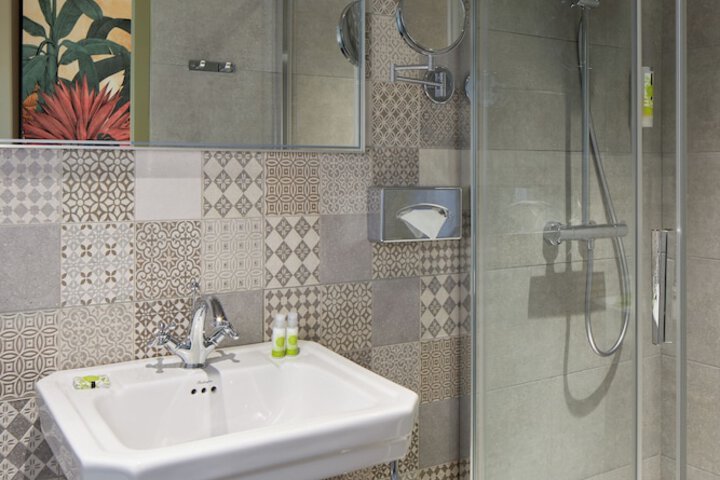 Bath Interior