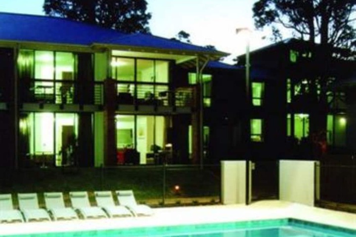 Pool 20 of 38