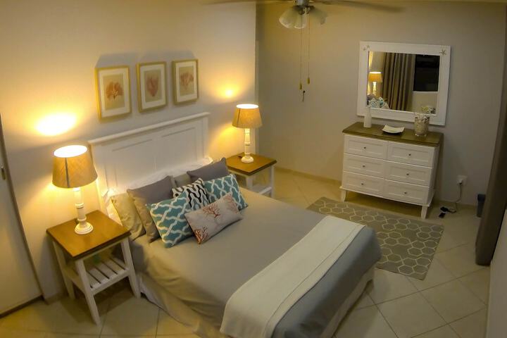 Room 2 of 38