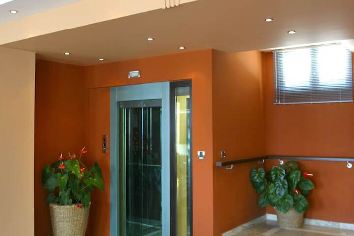 Hotel Interior 19 of 91