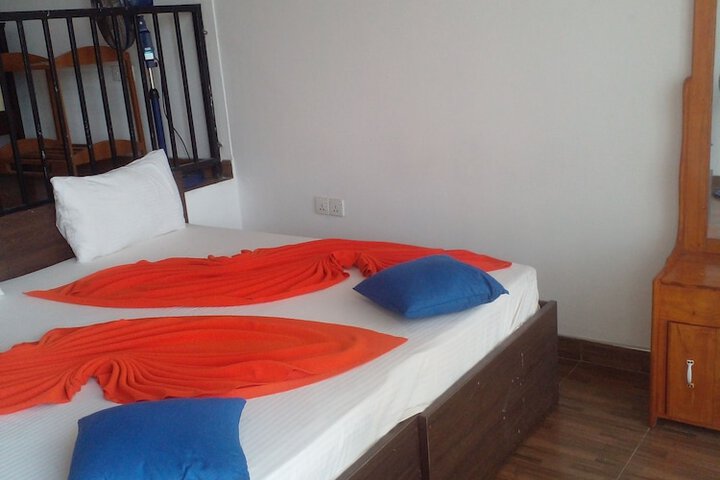 Room 10 of 61