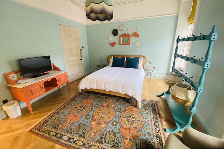 Room 29 of 64