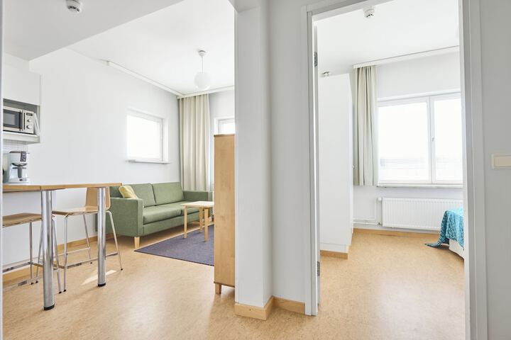 Room 42 of 141
