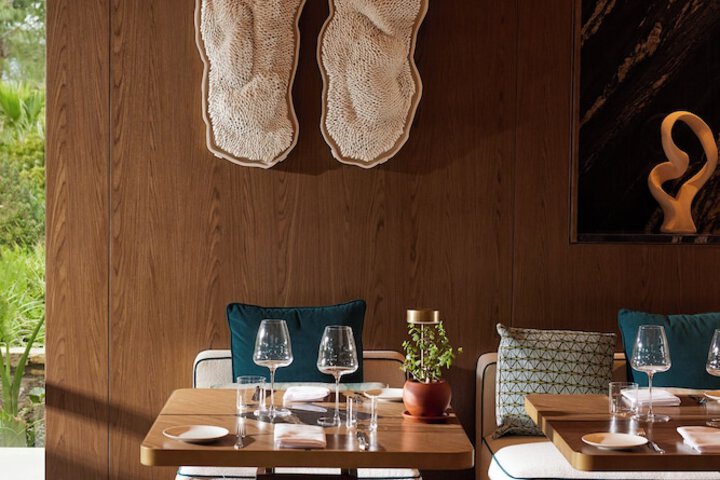 Dining 81 of 111