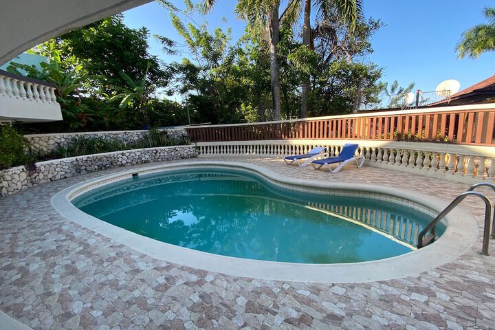 Pool 65 of 95