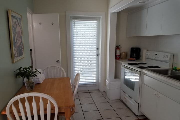 Room 68 of 218