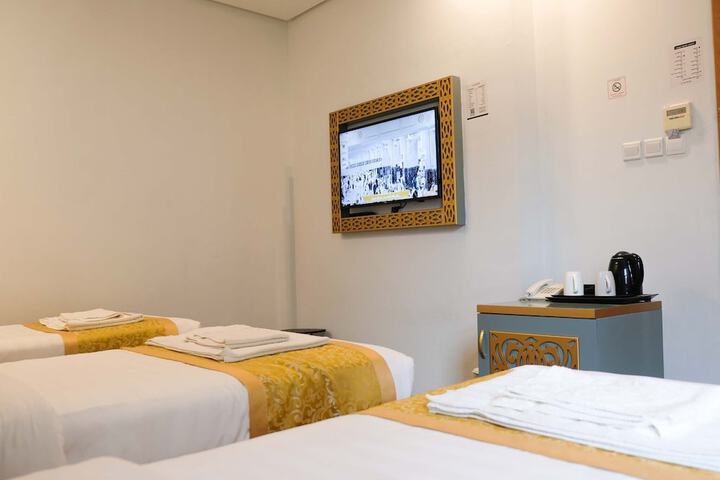 Room 14 of 26