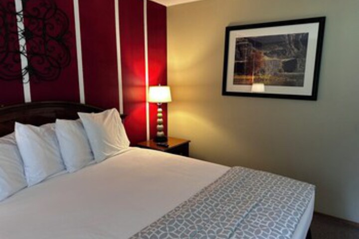 Room 82 of 390