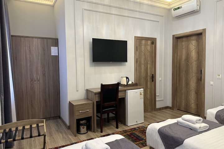 Room 40 of 69