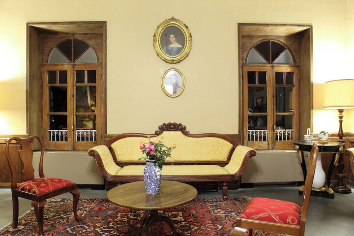 Room 13 of 24