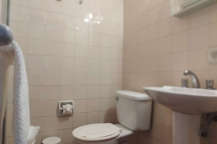 Room 14 of 17