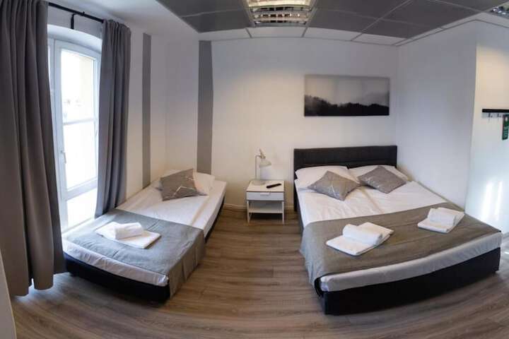 Room 32 of 57