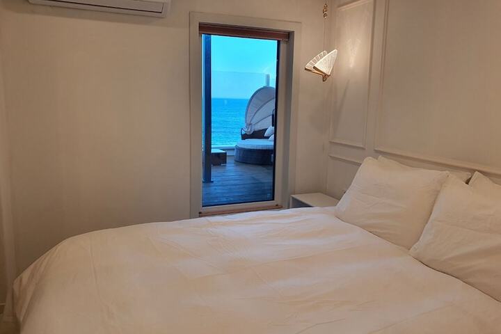 Room 5 of 55
