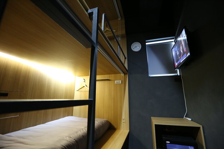 Room 17 of 51