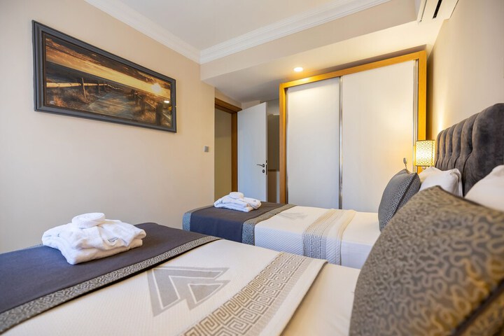 Room 29 of 252