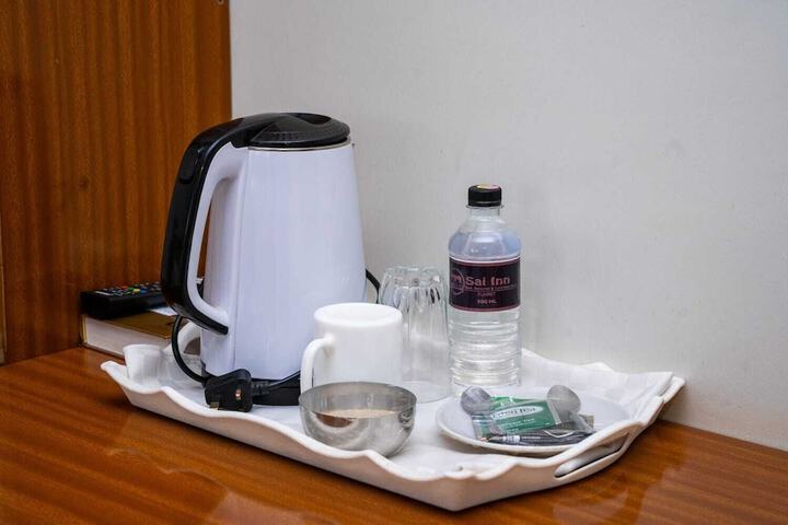 Breakfast/Coffee Service 23 of 30