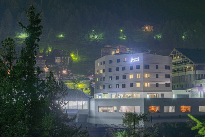 Wellness Hostel 4000