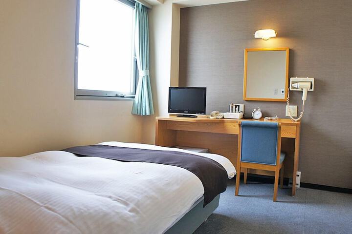 Room 17 of 51